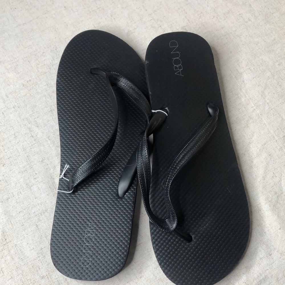 Abound Nordstrom Boardwalk Thong Flip Flop Padded Footbed Slip-on